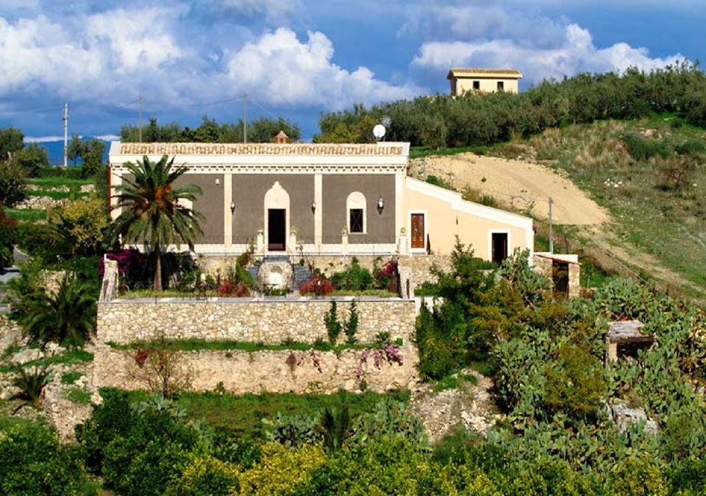 Vecchia Dimora Resort Centuripe Buitenkant foto
