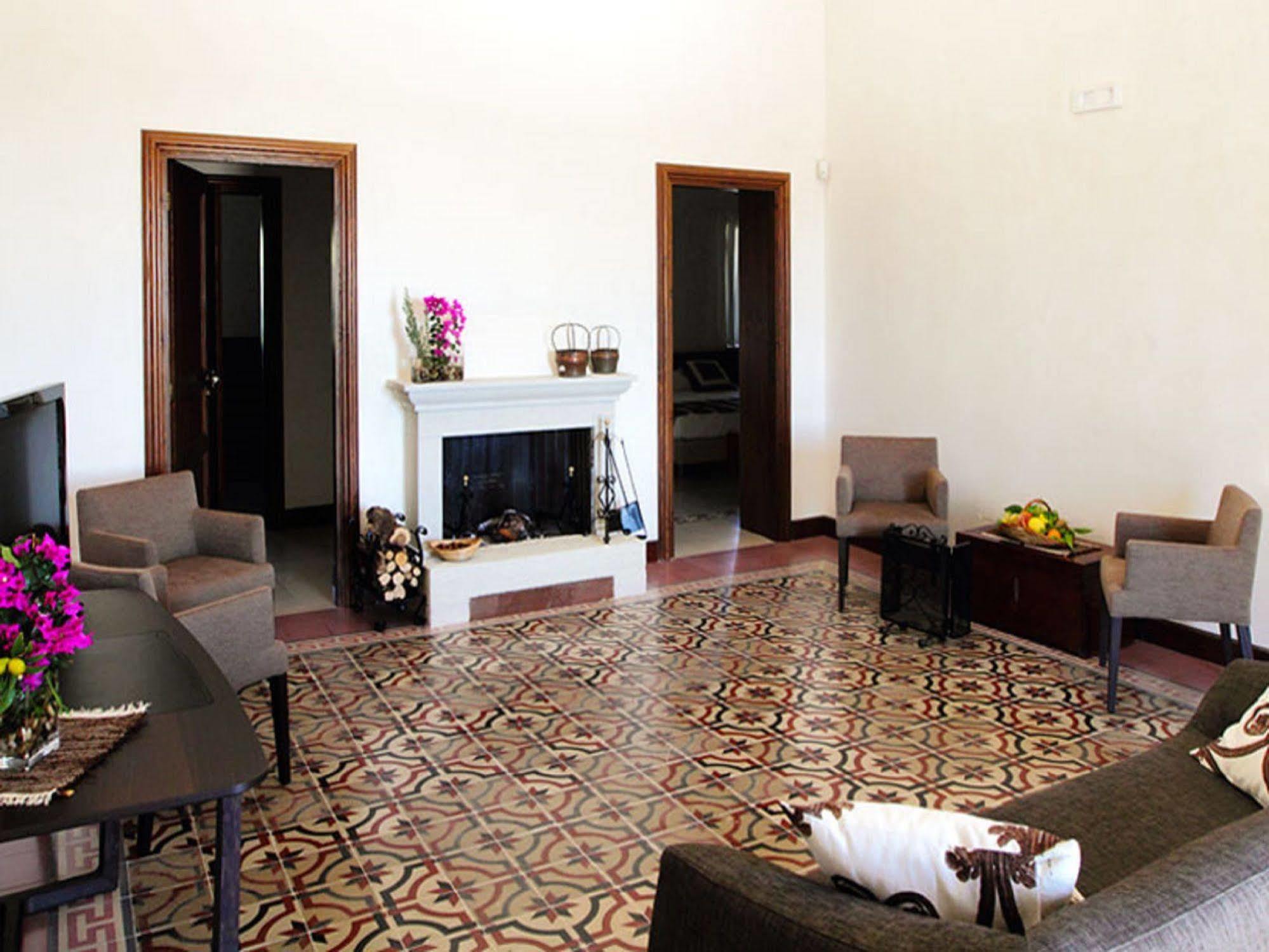 Vecchia Dimora Resort Centuripe Buitenkant foto