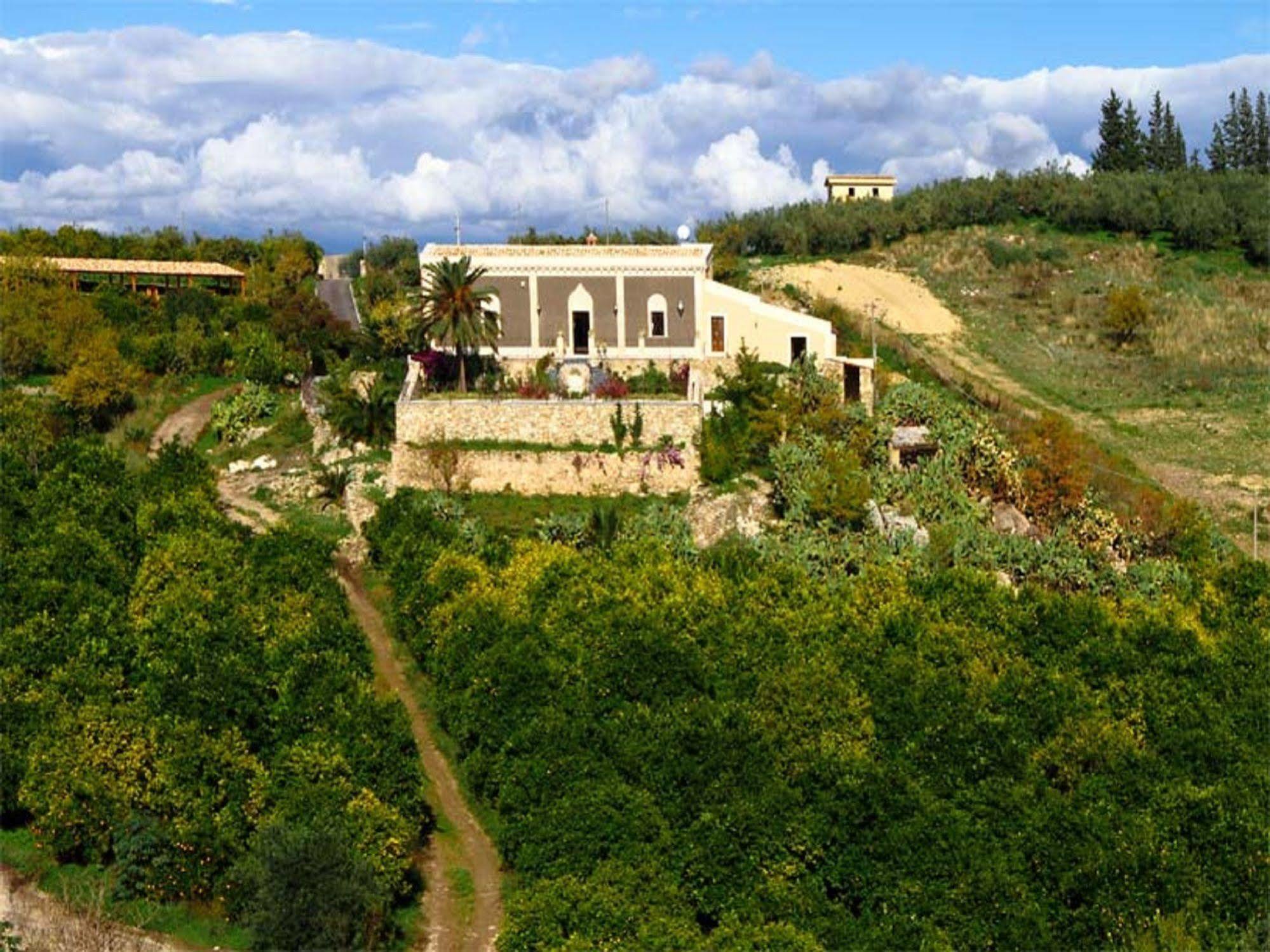 Vecchia Dimora Resort Centuripe Buitenkant foto