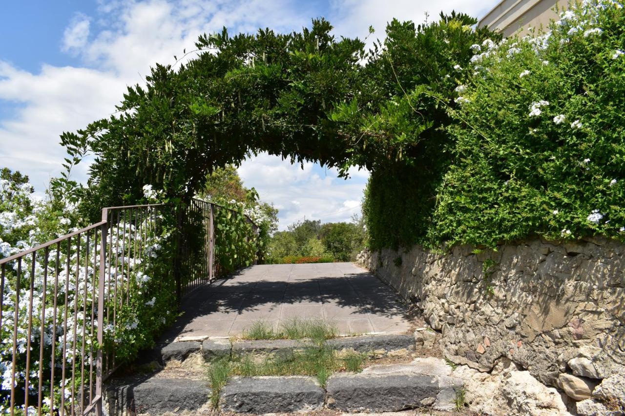 Vecchia Dimora Resort Centuripe Buitenkant foto